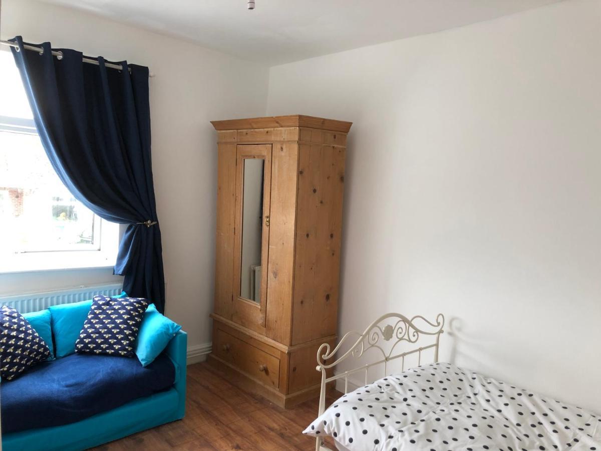 Renishaw Hilltop Cottage מראה חיצוני תמונה